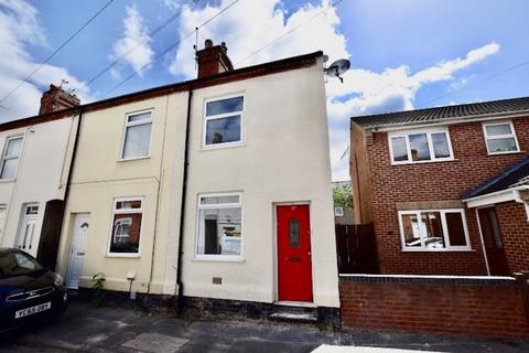 3 bedroom end of terrace house to rent, Manvers Street, Netherfield, Nottingham, NG4 2HL