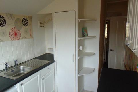 1 bedroom flat to rent, Whitworth Road, Abington, Northampton, Northamptonshire, NN1 4HQ