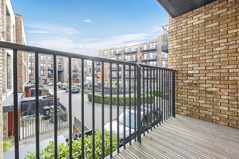 2 bedroom apartment for sale, Marine Wharf, Surrey Quays, London SE16