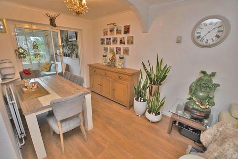 3 bedroom semi-detached house for sale, Eastwell Close, Maidstone