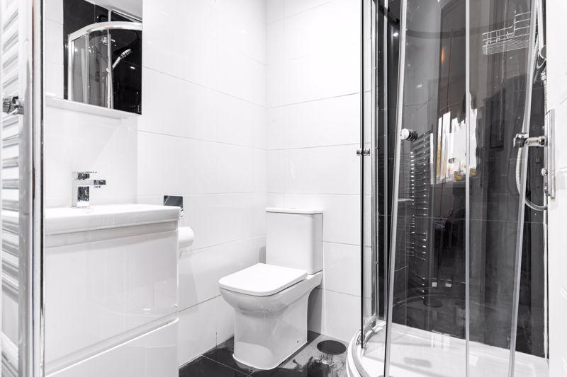 En Suite Shower Room