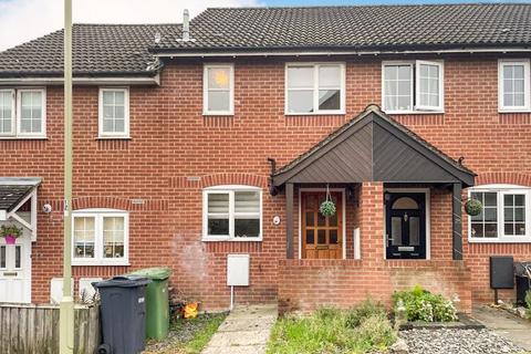 2 bedroom terraced house for sale, Cheltenham Gardens, Grange Park, Hedge End, SO30