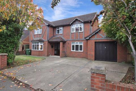 4 bedroom detached house for sale, GREENLANDS AVENUE, NEW WALTHAM