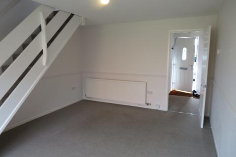 2 bedroom terraced house to rent, QUANTOCK CLOSE, HEREFORD HR4