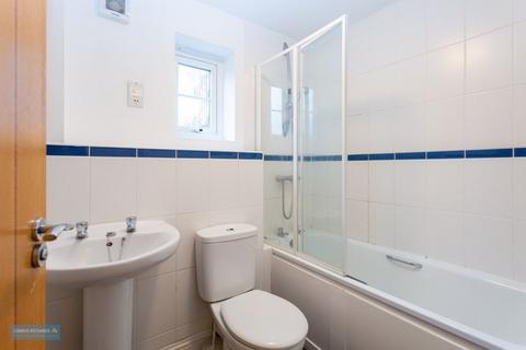 Flat 3, Monmouth Court Bindon Road, Taunton, TA2 6AX