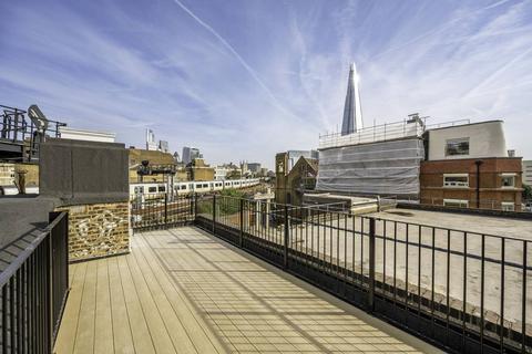 3 bedroom detached house to rent, Union Street, London Bridge, London, SE1