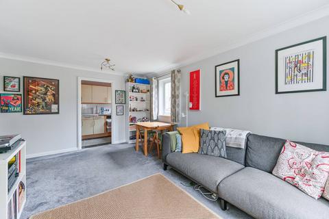 2 bedroom flat for sale, Old School Place, Croydon, CR0