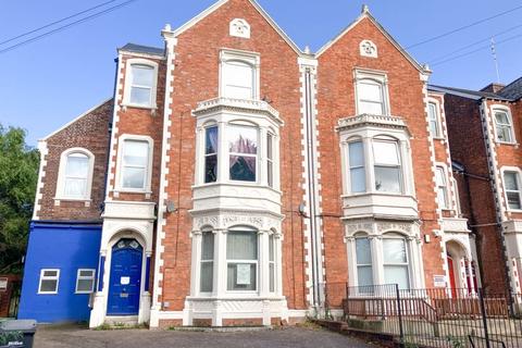 4 bedroom semi-detached house for sale, York Road, Exeter