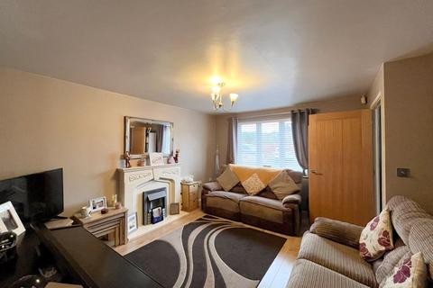 3 bedroom semi-detached house for sale, Newbury Road, Norton Canes, WS11 9FB