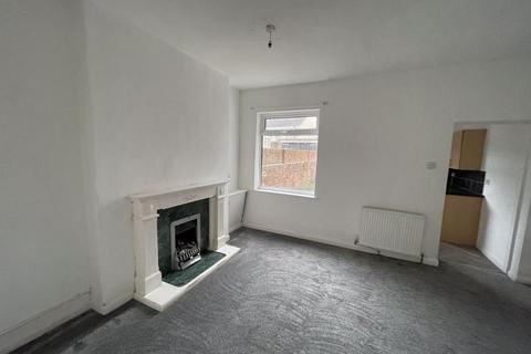 3 bedroom terraced house to rent, Foundry Street, Shildon