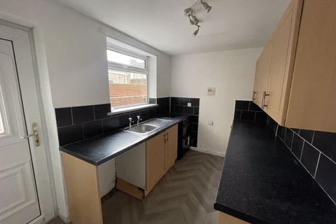 3 bedroom terraced house to rent, Foundry Street, Shildon