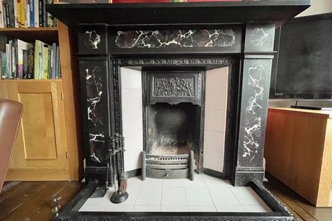 30 Vale Road, Claygate, Esher, KT10 0NJ