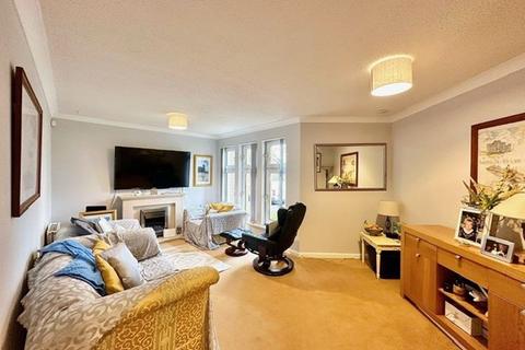 2 bedroom apartment for sale, Mill Brae Court, Ayr