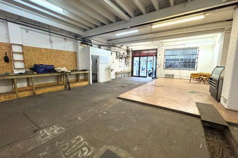 Workshop & retail space to rent, Prince George Road, London