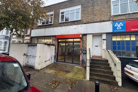 Workshop & retail space to rent, Prince George Road, London