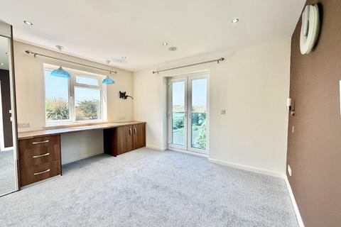 4 Caledonian Close, Weymouth, DT4 7QW