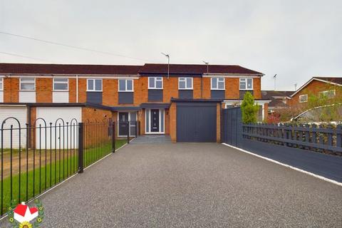 3 bedroom terraced house for sale, Hadow Way, Quedgeley, Gloucester