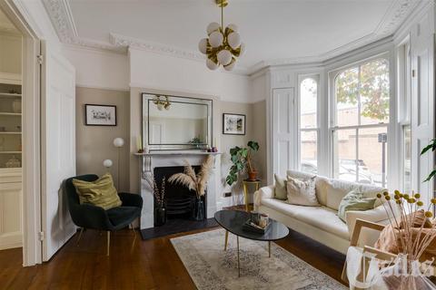undefined, Clifden Road, E5