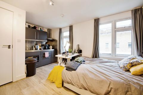 Studio to rent, Bayham Street, NW1