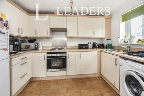 2 bedroom flat to rent, Watling Gardens - LU6 3FE