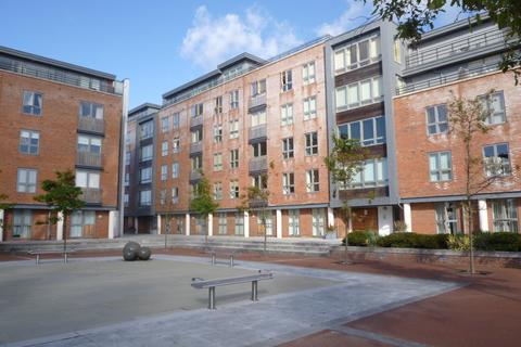 1 bedroom flat to rent, Royal Clarence Yard