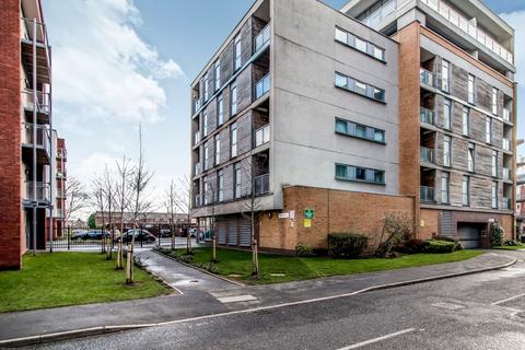 2 bedroom apartment to rent, Elmira Way, Salford, M5