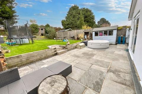 3 bedroom detached bungalow for sale, HIGHCLIFFE   CHRISTCHURCH