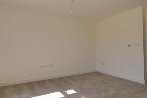 2 bedroom townhouse to rent, Hylton Road, Stafford ST16