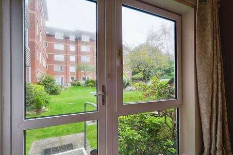 1 bedroom retirement property for sale, 40 Station Road, Poole BH14