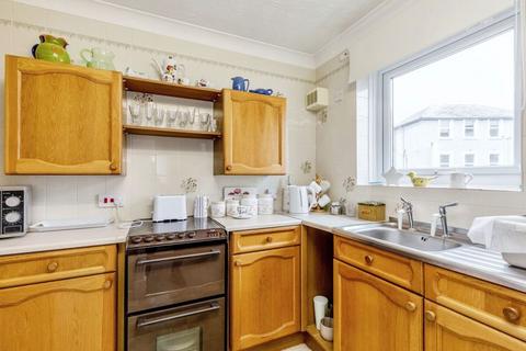 2 bedroom retirement property for sale, Knightstone Road, Weston-Super-Mare BS23