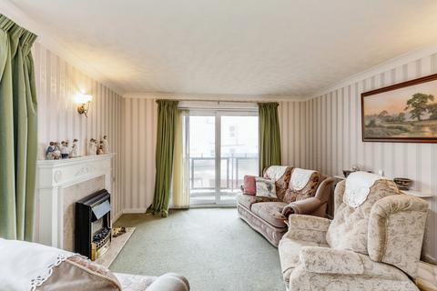 2 bedroom apartment for sale, Madeira Court, Weston-Super-Mare BS23