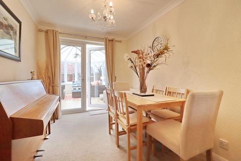 3 bedroom semi-detached house for sale, Gambleside Close, Manchester M28