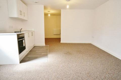 Studio to rent, Bennington Street, Cheltenham GL50