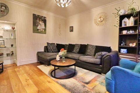 3 bedroom end of terrace house for sale, Barry Crescent, Manchester M28