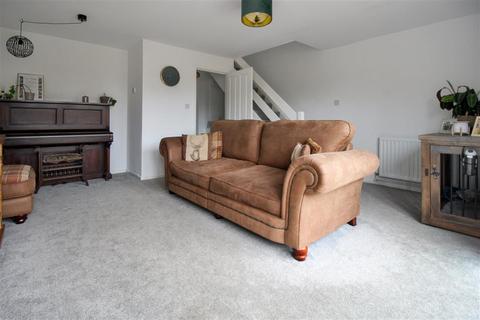 3 bedroom property for sale, Essex Close, Bordon