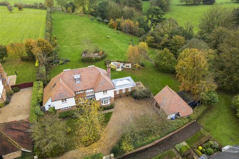 7 bedroom detached house for sale, St Pauls Court, Lynsted