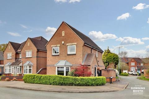 3 bedroom detached house to rent, Freer Drive, Burntwood WS7