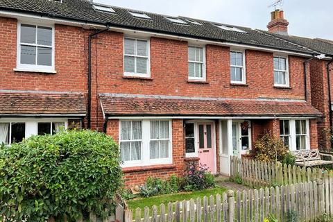 3 bedroom terraced house for sale, Mill Road, Steyning, West Sussex, BN44 3LN