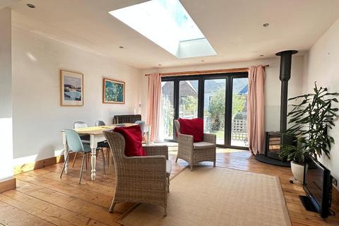 8 Mill Road, Steyning, BN44 3LN
