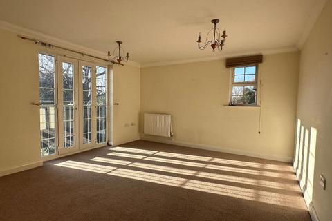 2 bedroom flat for sale, Goring Court, Bramber Road, Steyning, West Sussex, BN44 3QJ