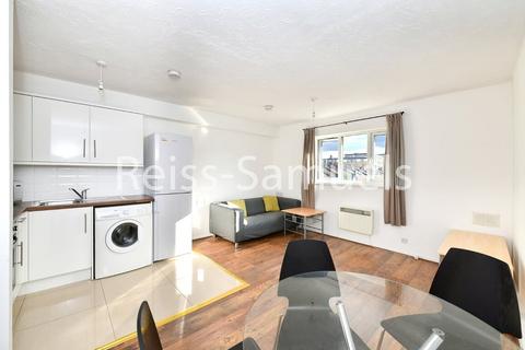 1 bedroom apartment to rent, Ambassador Square, London E14