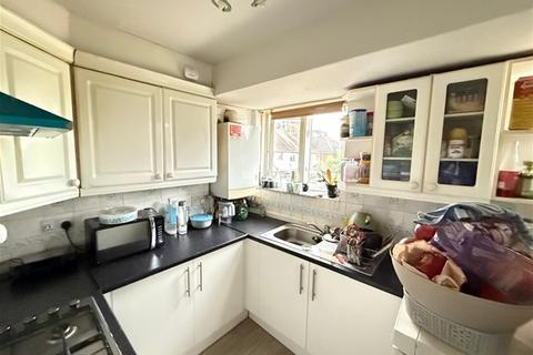 2 bedroom maisonette for sale, SANDOW CRESCENT, Hayes