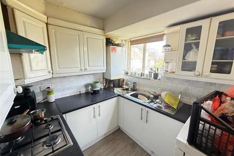 2 bedroom maisonette for sale, SANDOW CRESCENT, Hayes