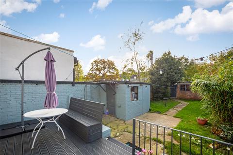 3 bedroom end of terrace house for sale, Lyndhurst Avenue, London, SW16