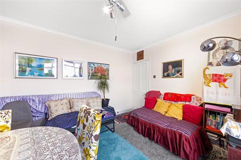 3 bedroom end of terrace house for sale, Lyndhurst Avenue, London, SW16