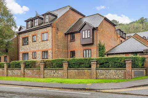 2 bedroom apartment for sale, Kingsmead Road, High Wycombe, Buckinghamshire