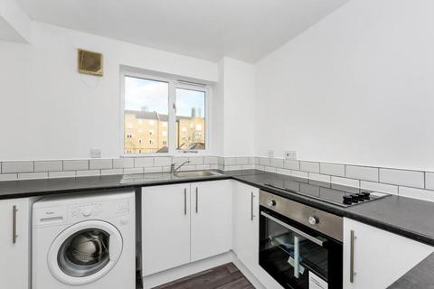 1 bedroom apartment to rent, Telegraph Place, London E14