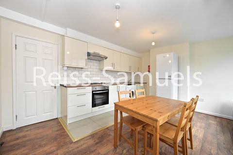 4 bedroom maisonette to rent, Bath Terrace, Borough, London SE1