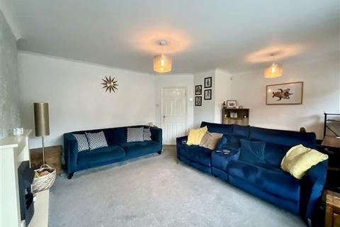 4 bedroom end of terrace house for sale, Westfield Crescent, Mosborough, Sheffield, S20 5AQ