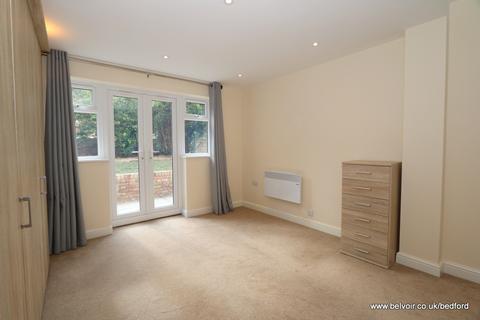 Studio to rent, Clapham Road, Bedford, MK41